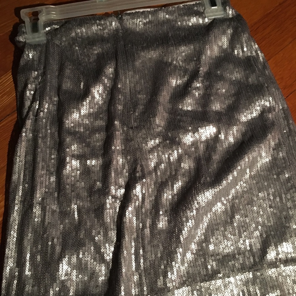 *Rush Sell Alert* Silver Sequence Mini - image 2